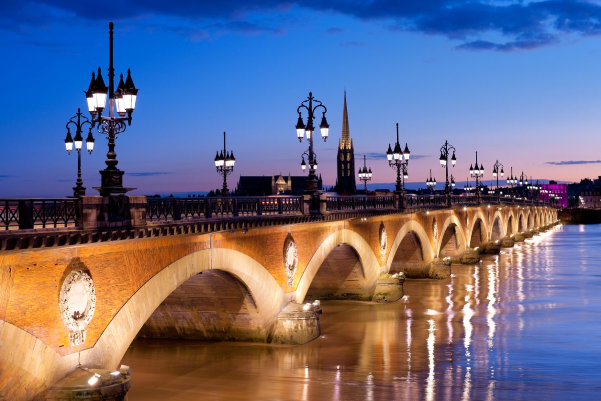 Night view on The Pont de pierre in Bordeaux