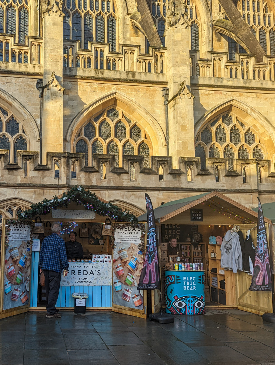 Stalls in front of Bath Abbey