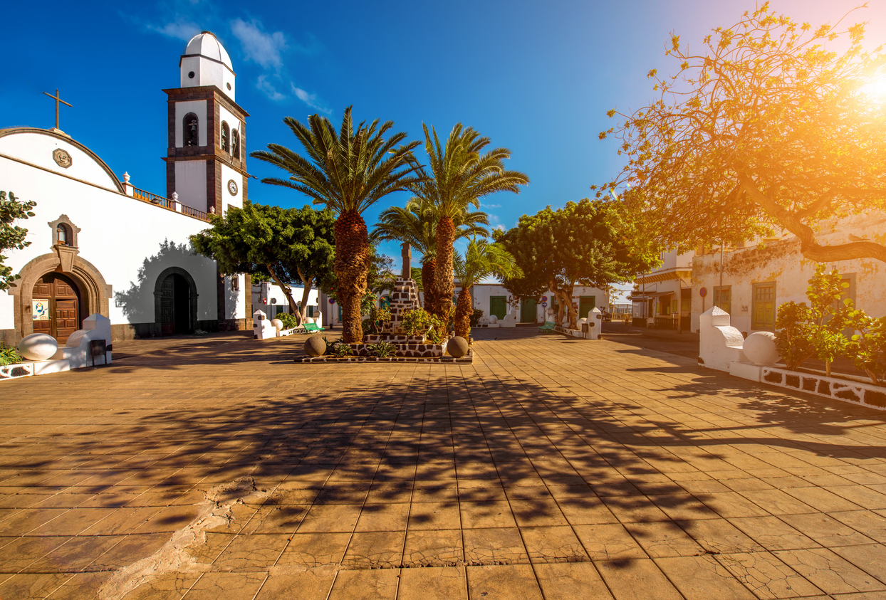 Lanzarote in December: reasons to visit and guide for 2023