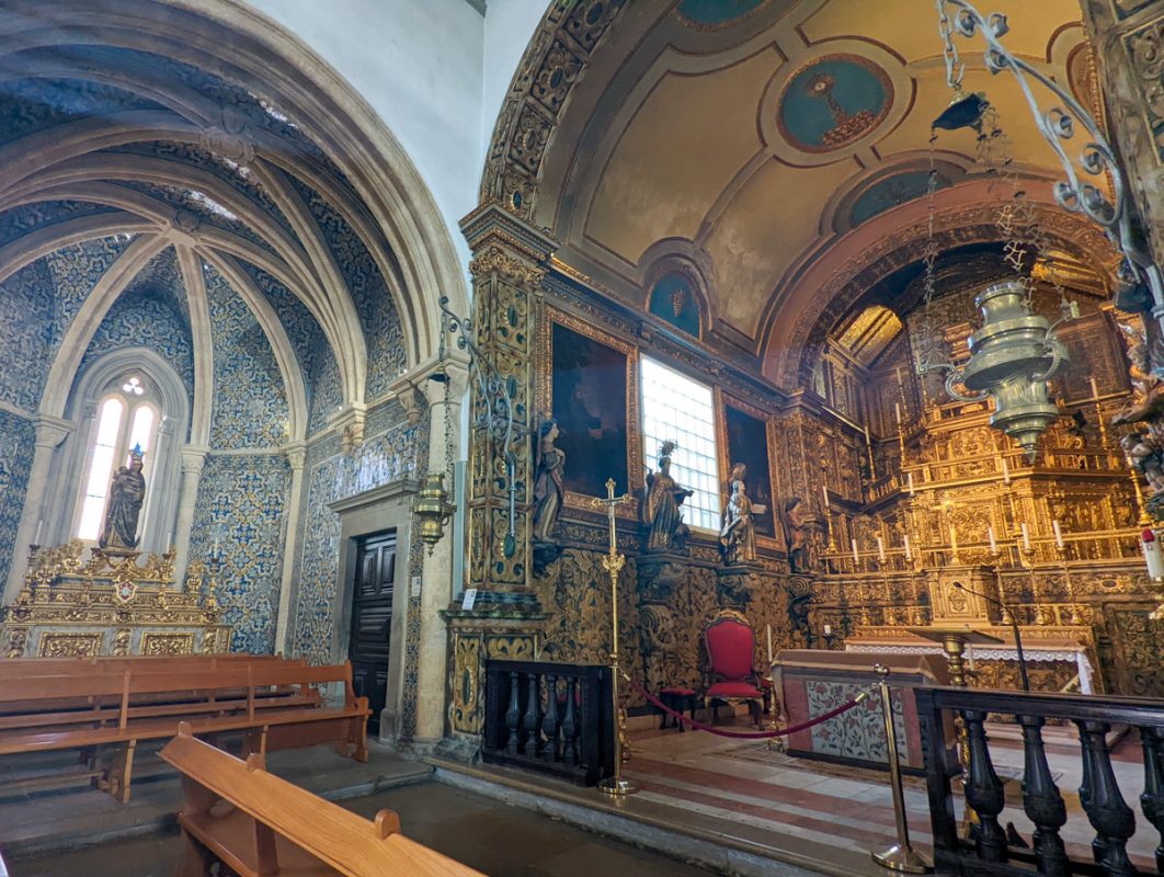 Inside of Faro Cathedral